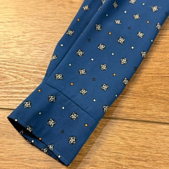 UNTUCKit Women's Natalie Button Front Shirt Blue Geometric Print 0 Classic - Picture 10 of 14